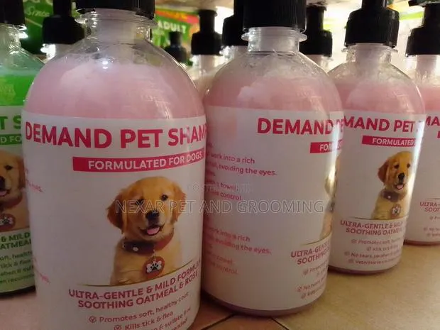 Dog Shampoo Tick and Flea Shampoo · Photo 1