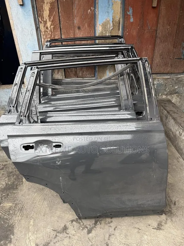 2024 Honda CR-V : Rear Door Shell (OEM · Photo 1