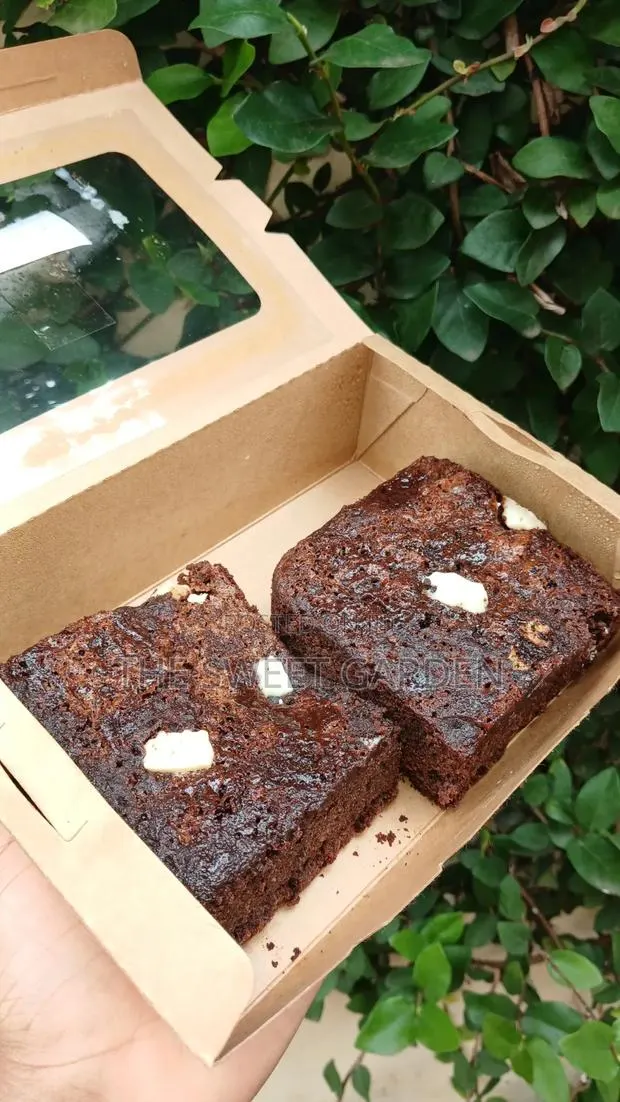 Cookies & Cream Brownies · Photo 1