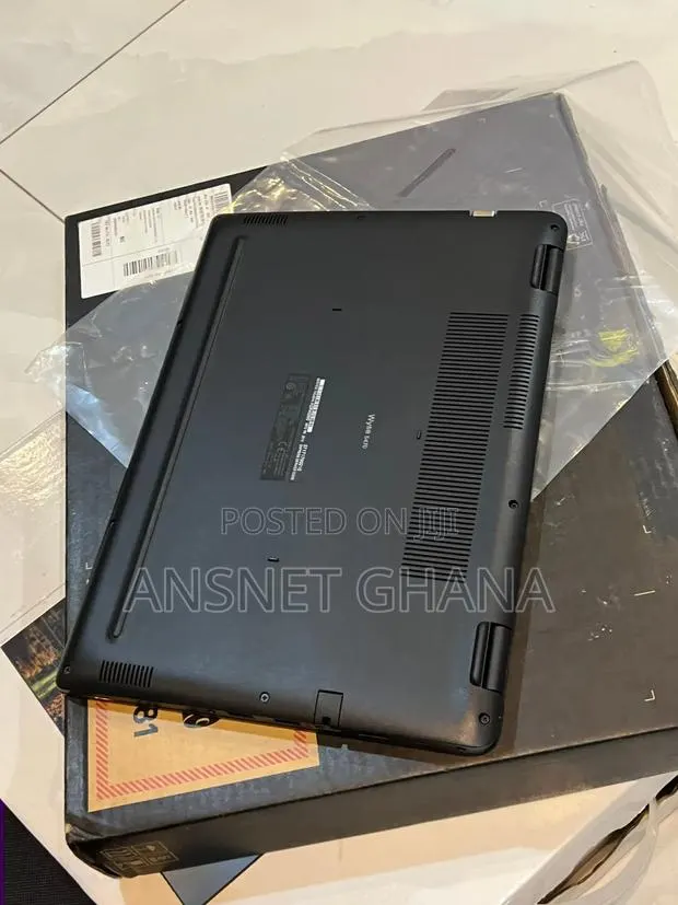 New Laptop Dell Wyse 5470 8GB Intel SSD 256GB · Photo 1