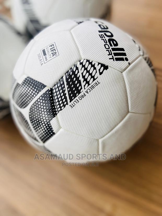 Original First Grade Football at Cool Price · Photo 2