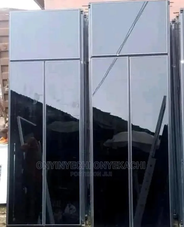 Frameless and Casement Aluminium Windows · Photo 1