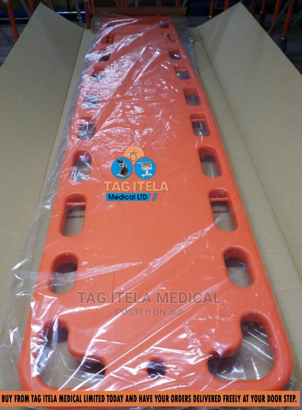 Emergency Spine Board · Photo 1