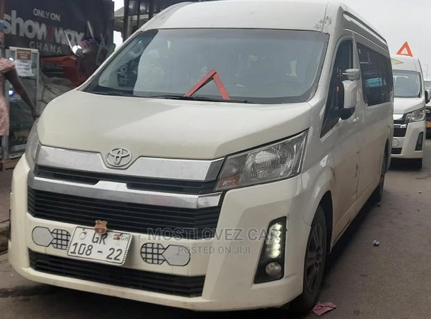 Car for Rent Toyota Hiace Buses for Rent in Ghana Weddings · Photo 2