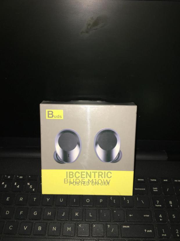 Sunton M10W Wireless Bluetooth Earbuds With Power Bank · Photo 1