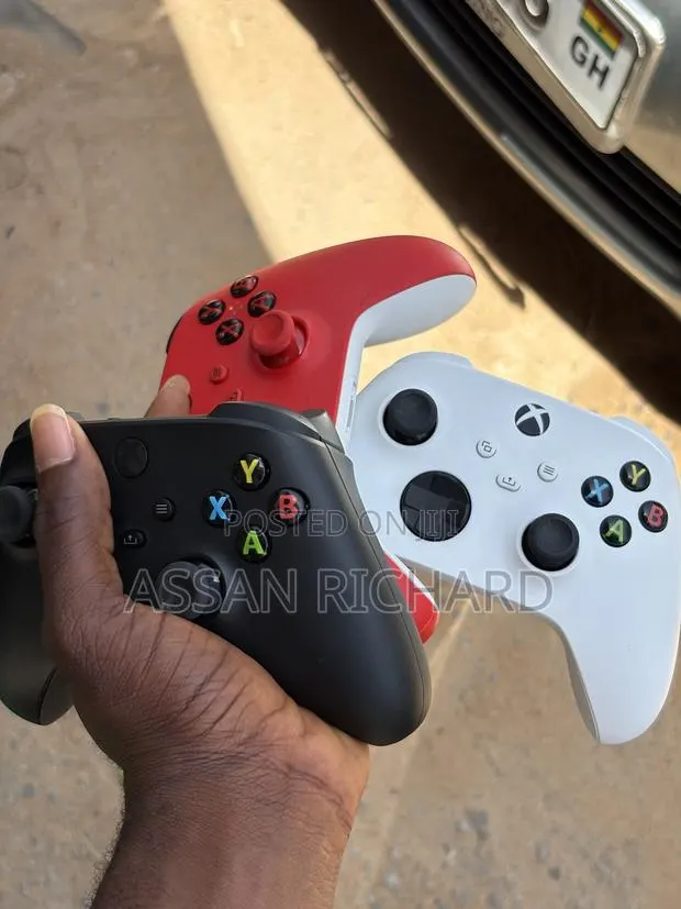 Xbox Series Controller S/X · Photo 3