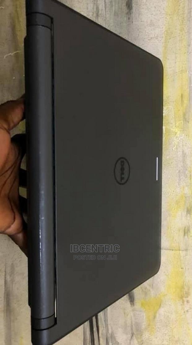 New Laptop Dell Latitude 3330 4GB Intel Pentium SSD 128GB · Photo 1