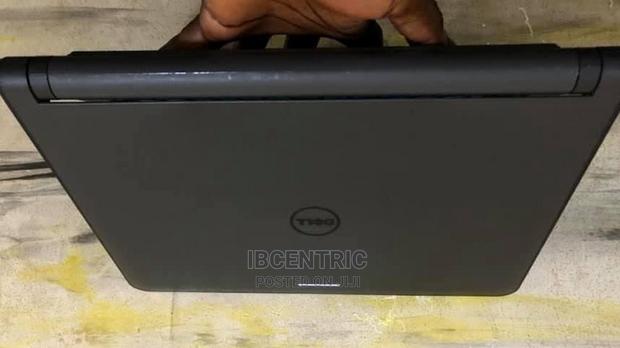 New Laptop Dell Latitude 3330 4GB Intel Pentium SSD 128GB · Photo 3