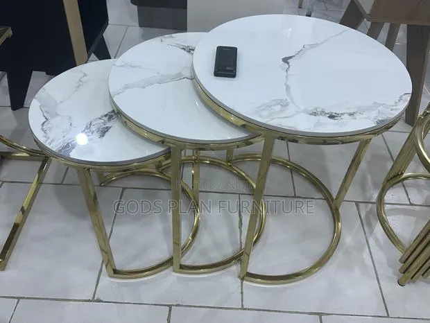 3-Set Coffee Tables · Photo 1