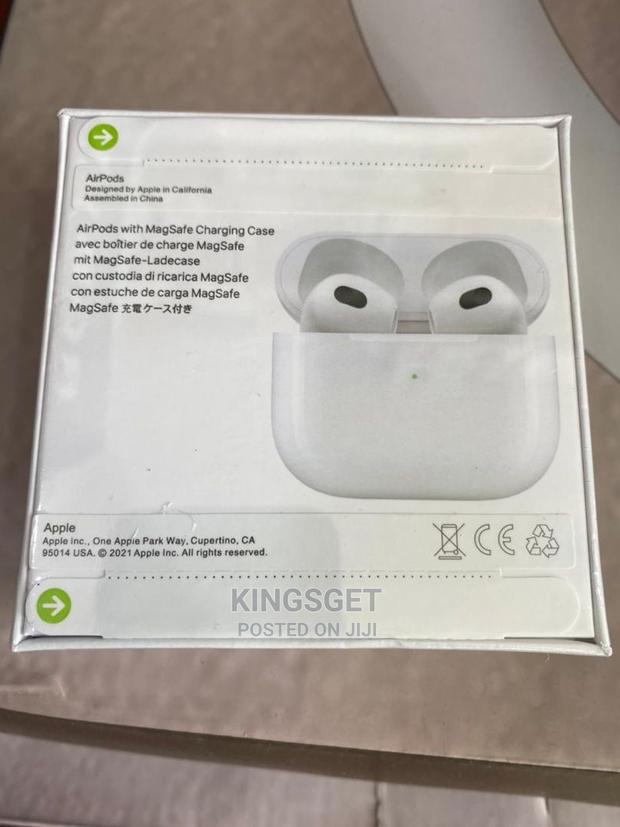 Airpod 3 Earbuds · Photo 2