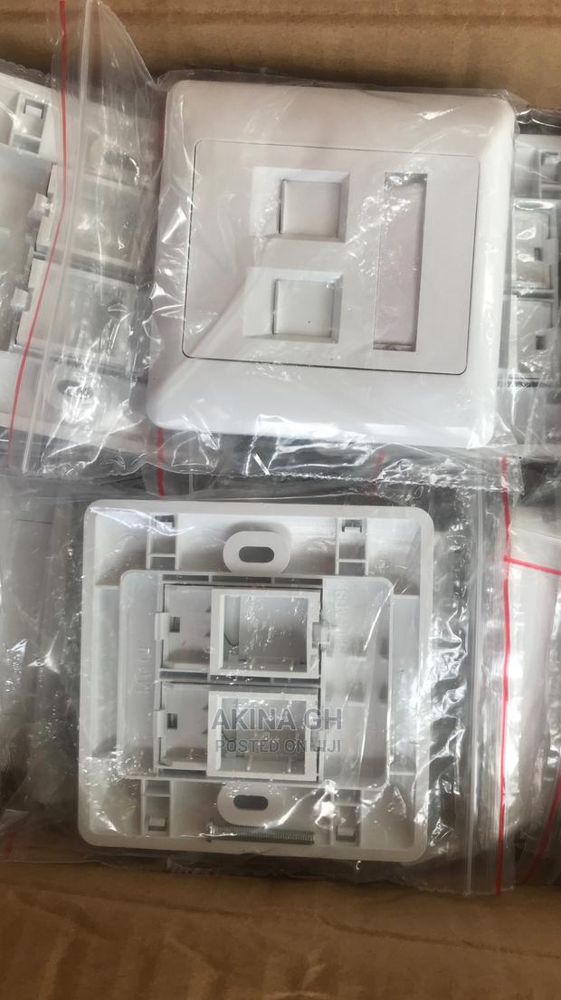 Double Faceplate · Photo 2