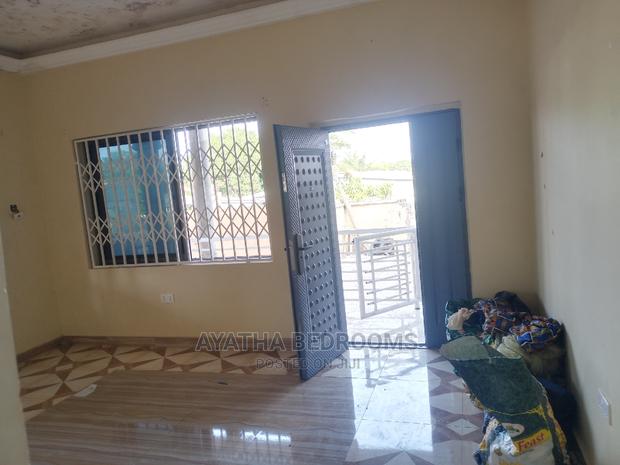 2bdrm Apartment in Ayathar Bedroom, New Town for Rent · Photo 2