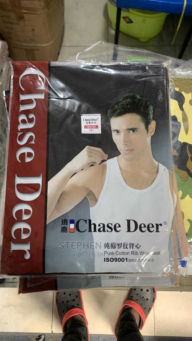 Chase Deer Singlet · Photo 2