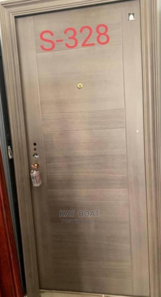 Decent Rare Standard Door Available · Photo 1