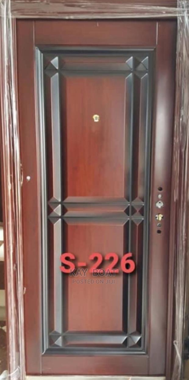 Solid Brown Standard Door · Photo 1