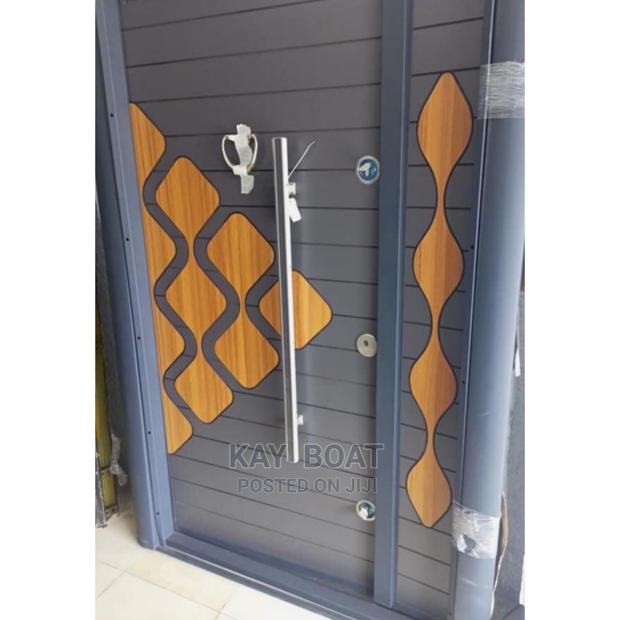 Metallic and Strong One and Half Door Available · Photo 1