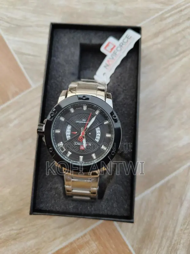 Naviforce Hybrid Watch · Photo 1
