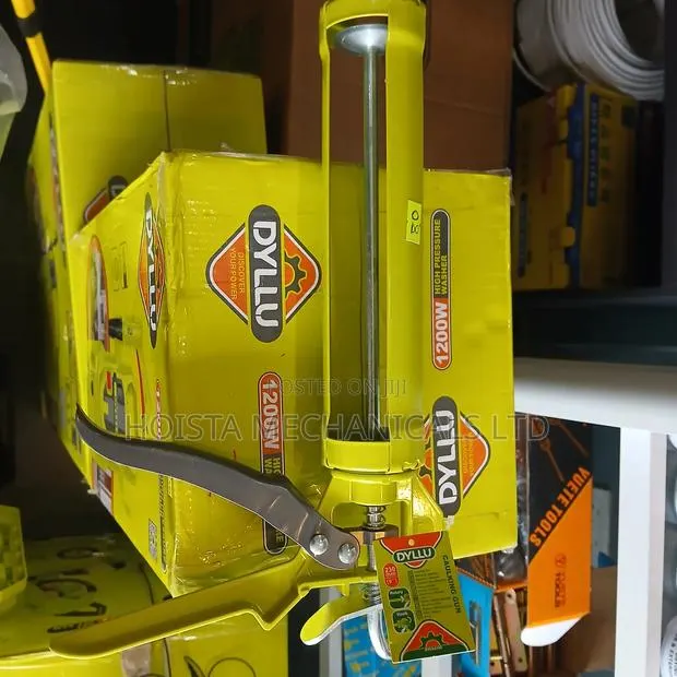 Caulking Gun · Photo 1