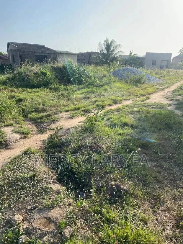 1 Plot for Sale 120000 and 1 Plot of Land With Single Room for 150000 · Photo 1