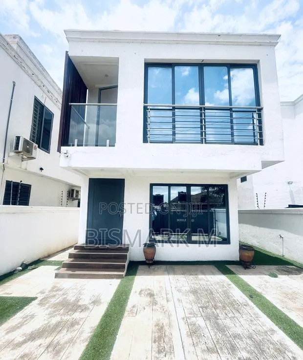3bdrm House in Botwe School for sale · Photo 1