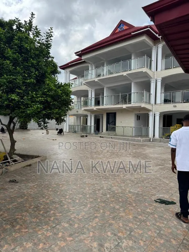 Furnished 4bdrm Apartment in Teach-Emena, Kumasi Metropolitan for rent · Photo 1