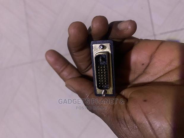 DVI to HDMI Converter · Photo 3