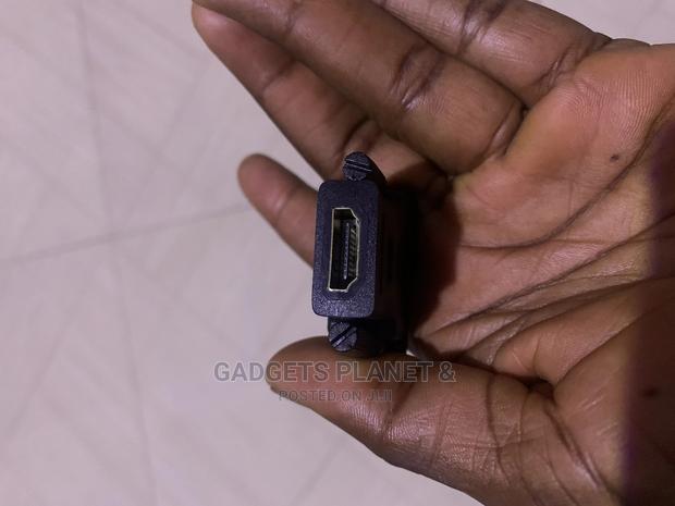 DVI to HDMI Converter · Photo 2
