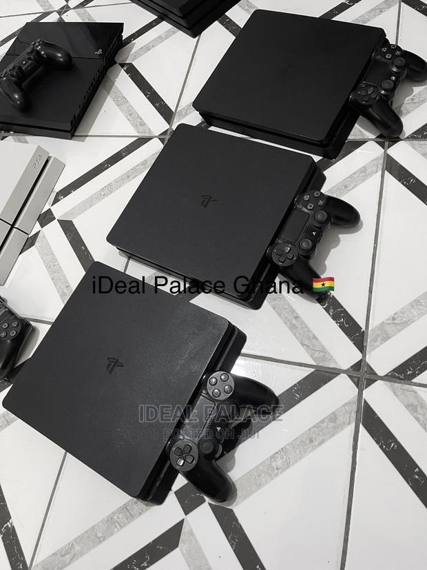 Neatly Used Playstation 4 Slim · Photo 2