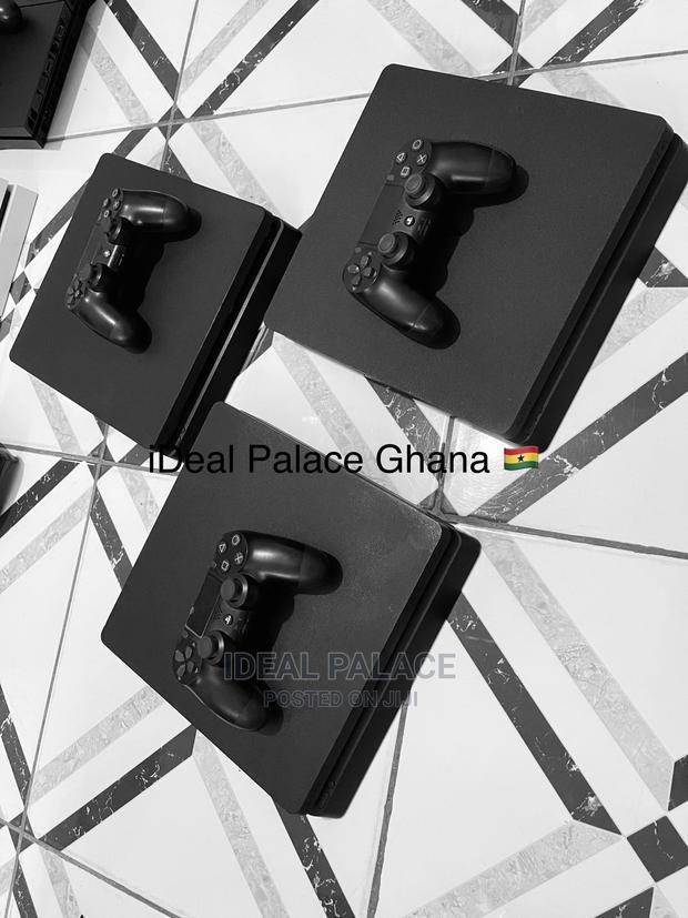 Neatly Used Playstation 4 Slim · Photo 1