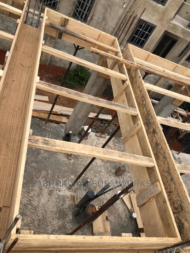 Decking/Scaffolds/Pillars/Moulds/Collumn/Slabs/Concrete/Wood · Photo 4