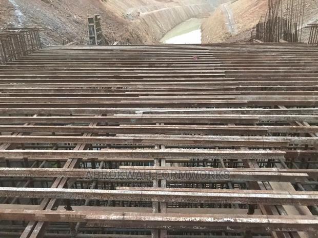 Formworks/Slabs/Decking/Pillars/Colums/Scaff/Concrete/Rods · Photo 2