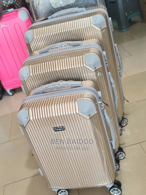 Ecolack Plastic Traveling Bag Set · Photo 2