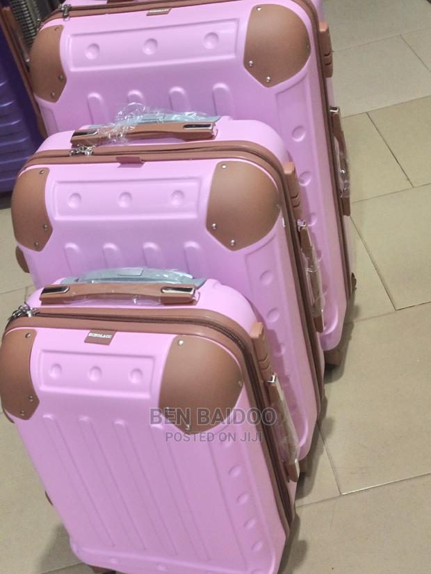 Ecolack Plastic Traveling Bag Set · Photo 3