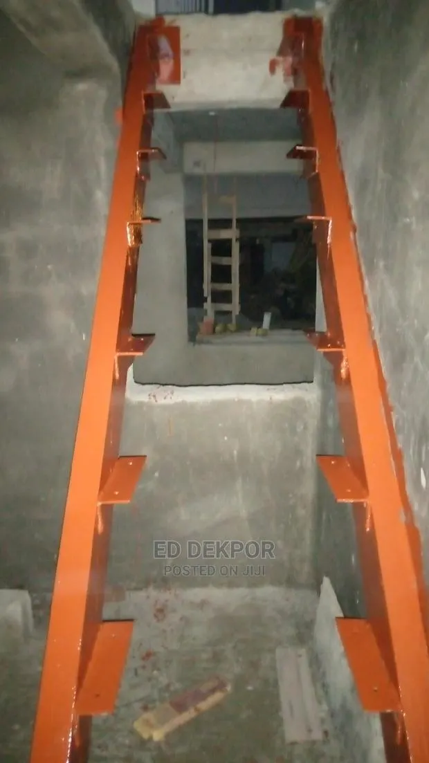 Stairs With Trust Pipe · Photo 1