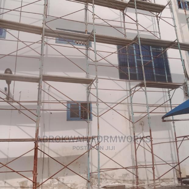 Scaffolds/Rent/Italian Scaffolds · Photo 2