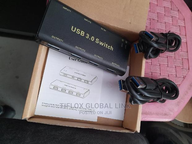 USB 3.0 Switch/Selector 2in 4out · Photo 1