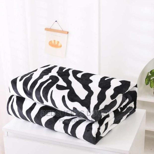 Soft Throw Blankets · Photo 1