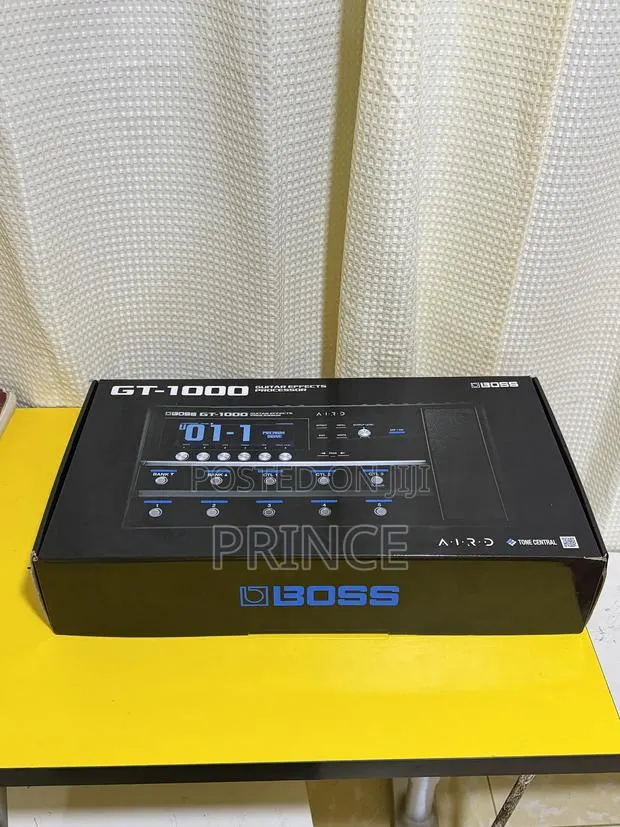 Boss GT 1000 Guitar Multi Effects Pedal · Photo 1