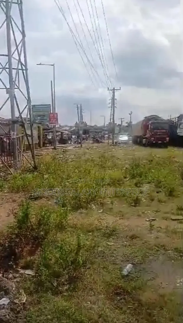 2 Acre Roadside Land at Kumasi Airport