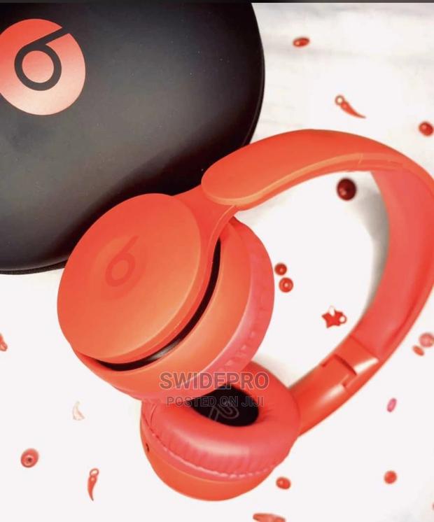 Beats Solo Pro Wireless Bluetooth Headphones · Photo 3
