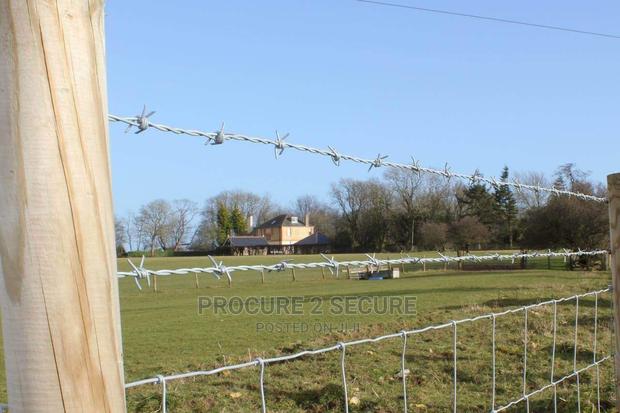 Galvanized Barbed Wire · Photo 4