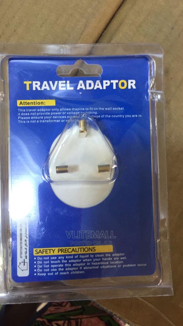 USB Travel Adaptor · Photo 3
