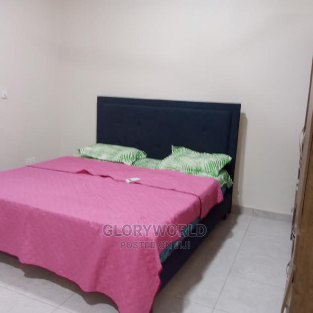 Beautiful Furnished 1 Bed Apartment at Lashibi(Ghc 650 a Day · Photo 6