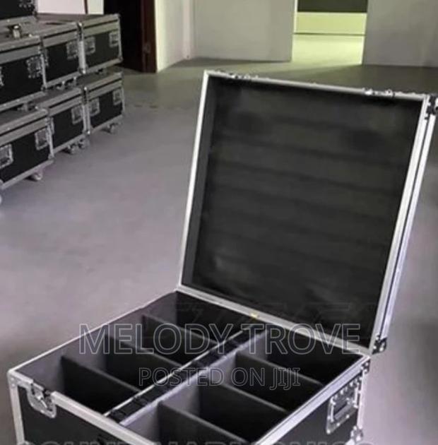 8 In 1 Stage Light Flight Case · Photo 1