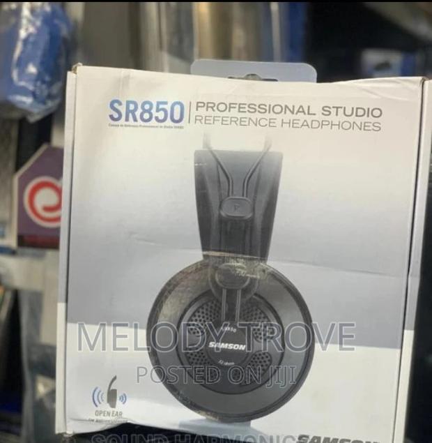 Samson Sr850 Professional Studio Reference Headphones · Photo 1