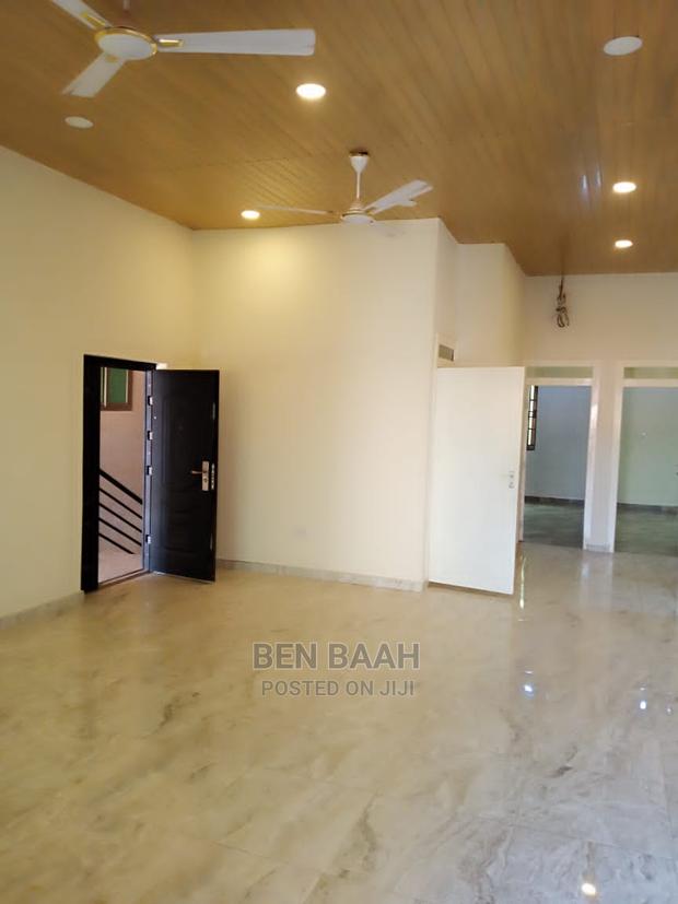 3bdrm Apartment in Ben Properties, Haatso for rent · Photo 7