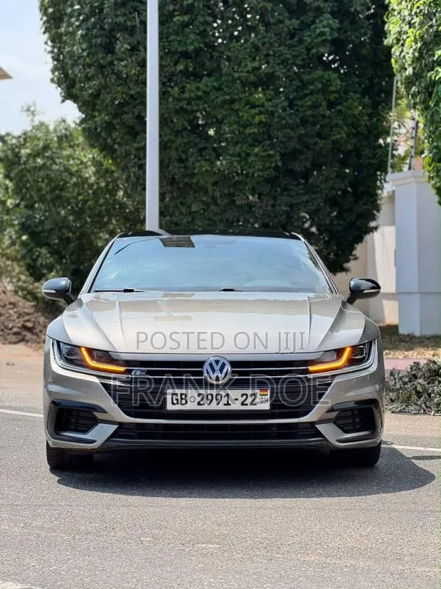 Volkswagen Arteon 2.0T SEL R-Line w/20 FWD 2019 Gold · Photo 1