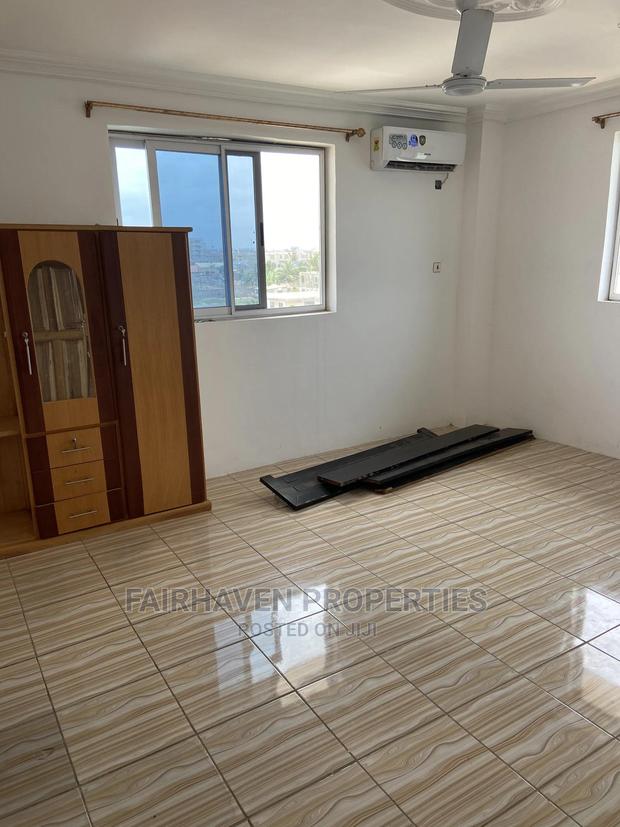 2bdrm Apartment in Tseaddo / Trade Fair, Accra Metropolitan for rent · Photo 5