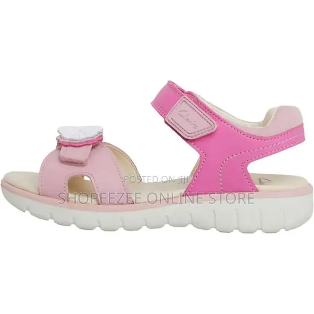 Clarks Junior Roam Shell Church Sandals /Toddler Party Shoes · Photo 2