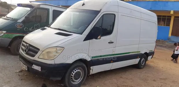 Mercedes-Benz Sprinter 2018 White · Photo 1